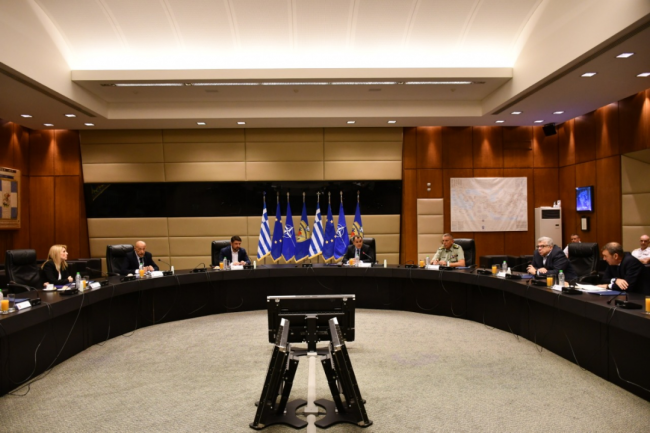 Φωτογραφία αριστερά